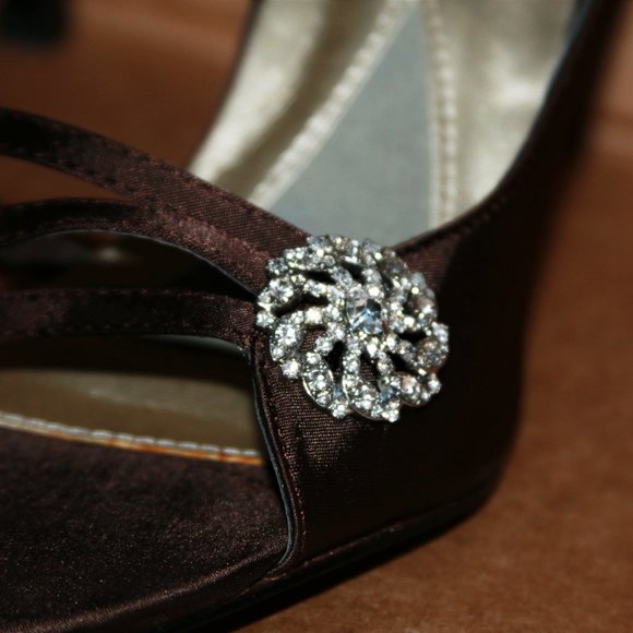 TOUCH UPS Sharmain brown shoes women's size 9M evening heels - display - Picture 3 of 12